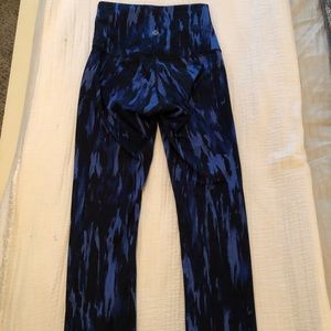 Lululemon cropped leggings size 2